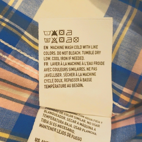 AE Oxford Button-Up Shirt - Picture 10 of 11